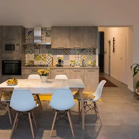 Nonna Vittoria Apartment *